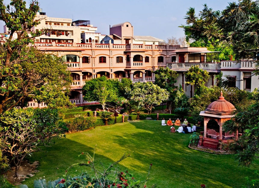 mayapur-vrindavana-trust-vrindavan-guest-house-1iyf9v8